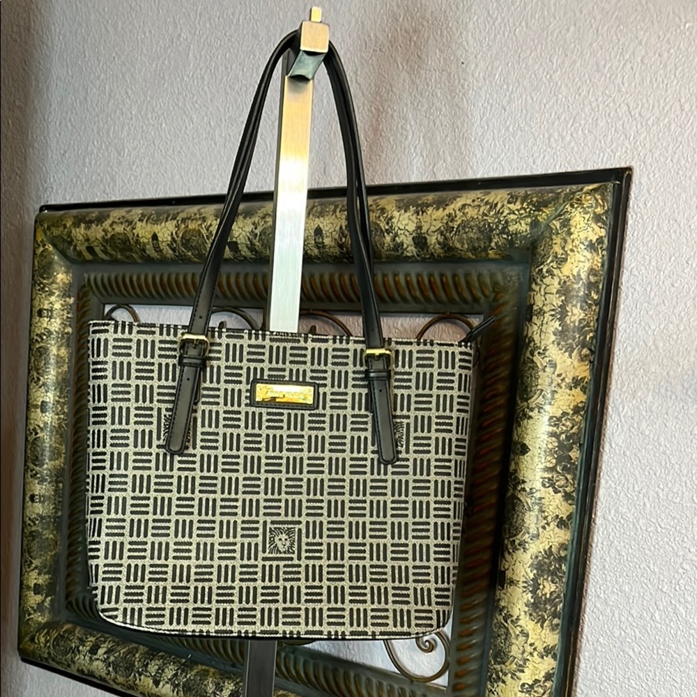 EUC Anne Klein Shoulder Bag - Classic Black & Grey Geometric with Logo Print